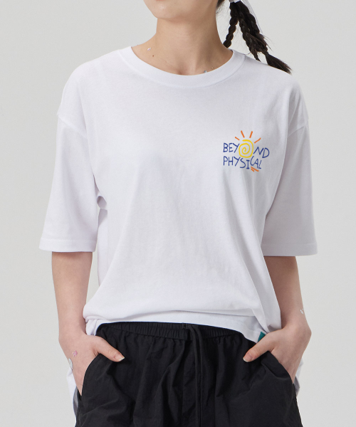 ASTRAL PROJECTION（アストラルプロジェクション）の「[ビヨンドフィジカル]コットンルーズフィット半袖Tシャツ_ホワイト（Tシャツ/カットソー・メンズ・その他・LARGE/MEDIUM/X-LARGE/XX-LARGE）」の5枚目の写真