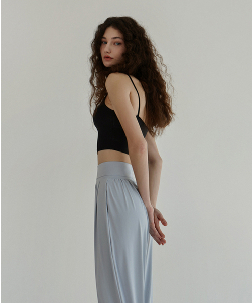 DEVIWEAR（デヴィウェア）の「ドロシー クロップトップ DEVI-TS0011-ブラック（チューブトップ・レディース・その他・SMALL/MEDIUM/LARGE）」の4枚目の写真