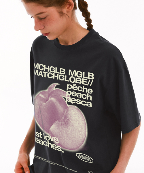 MATCHGLOBE(マッチグローブ)の「ピーチスオーバーサイズTシャツ(ブラック)(Tシャツ/カットソー・レディース・その他・FREE)」の2枚目の写真