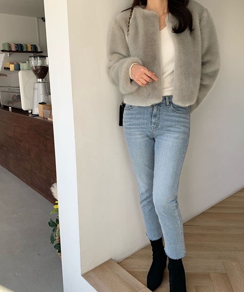 gossip！ロサンゼルス（ゴシップロサンゼルス）の「エコファー ノーカラージャケット（ダウンジャケット/コート・レディース・ブラック/ライトグレー/ブラウン・FREE）」の15枚目の写真