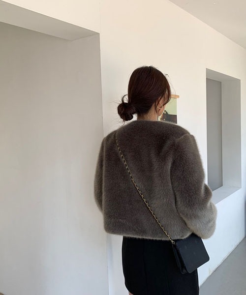 gossip！ロサンゼルス（ゴシップロサンゼルス）の「エコファー ノーカラージャケット（ダウンジャケット/コート・レディース・ブラック/ライトグレー/ブラウン・FREE）」の20枚目の写真