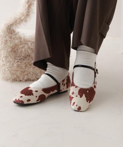 RAGEBLUE(レイジブルー)の「スクエアトゥフラットシューズ(パンプス・レディース・ブラック/ブラウン系4/ドット・MEDIUM/LARGE)」の9枚目の写真