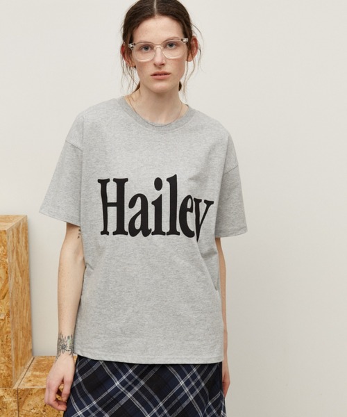 Auntie Rosa Holiday(アンティローザホリデー)の「HaileyプリントTEE(Tシャツ/カットソー・レディース・オフホワイト/チャコールグレー/ライトグレー・FREE)」の8枚目の写真