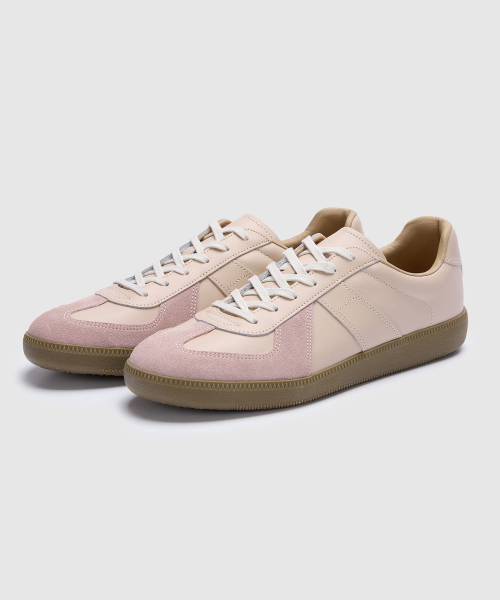 German Military Sneakers (Skin)