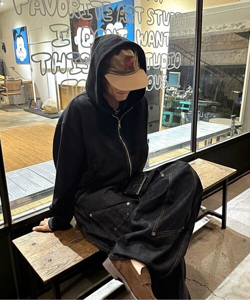 9999ARCHIVE(9999アーカイブ)の「Vintage Big Logo Hood Zip-UP (2WAY)(パーカー・レディース・ブラック・2/3)」の8枚目の写真