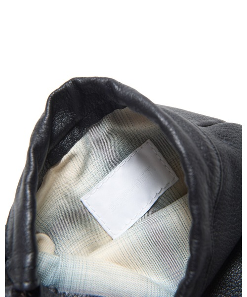 SOPHNET.（ソフネット）の「LEATHER MINI SHOULDER POUCH（ショルダーバッグ・メンズ・ブラック・FREE）」の5枚目の写真