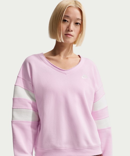 NIKE(ナイキ)の「ナイキ スポーツウェア クラブ フリース ウィメンズ オーバーサイズド Vネック スウェットシャツ / Nike Sportswear Club Fleece Women's Oversized V-Neck Sweatshirt IQ0085-663 Pink Foam(スウェット・レディース・ピンク・L/S/M/XS/XL)」の8枚目の写真