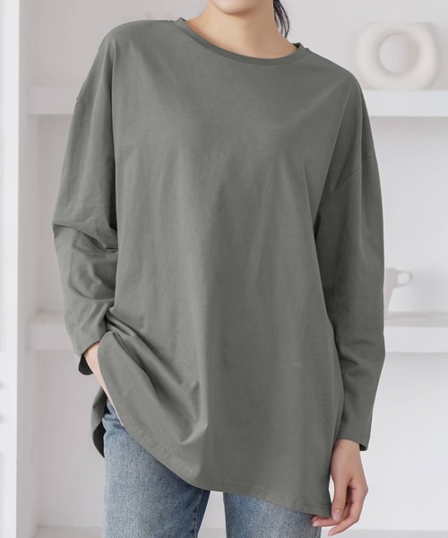 Cinderella(シンデレラ)の「カットソー 長袖 レディース ロング丈 カジュアル ドロップショルダー ゆったり 春 秋 冬 おしゃれ かわいい 無地 シンプル 女性 きれいめ ラフ 大きいサイズ リラックス 綿100% コットン(Tシャツ/カットソー・レディース・ブルー/グレー/ブラック/ダークグレー/ホワイト・MEDIUM/LARGE)」の4枚目の写真