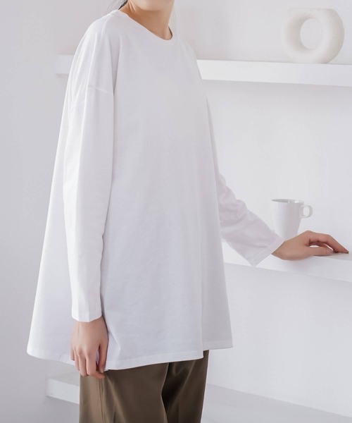 Cinderella(シンデレラ)の「カットソー 長袖 レディース ロング丈 カジュアル ドロップショルダー ゆったり 春 秋 冬 おしゃれ かわいい 無地 シンプル 女性 きれいめ ラフ 大きいサイズ リラックス 綿100% コットン(Tシャツ/カットソー・レディース・ブルー/グレー/ブラック/ダークグレー/ホワイト・MEDIUM/LARGE)」の6枚目の写真