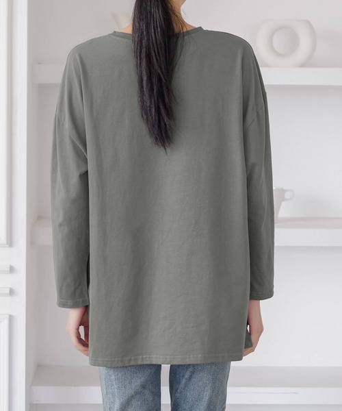 Cinderella(シンデレラ)の「カットソー 長袖 レディース ロング丈 カジュアル ドロップショルダー ゆったり 春 秋 冬 おしゃれ かわいい 無地 シンプル 女性 きれいめ ラフ 大きいサイズ リラックス 綿100% コットン(Tシャツ/カットソー・レディース・ブルー/グレー/ブラック/ダークグレー/ホワイト・MEDIUM/LARGE)」の15枚目の写真