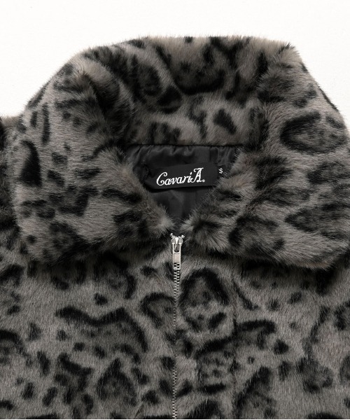 CavariA(キャバリア)の「『CavariA/キャバリア』ショート丈ファーJKT(ノーカラージャケット・メンズ・グレー/ブラウン・M/L)」の11枚目の写真