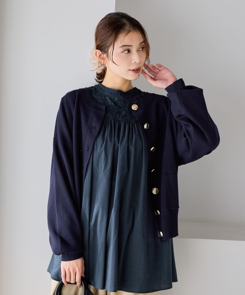 studio CLIP(スタディオクリップ)の「【WEB限定】ゴールドボタンカーディガン《オケージョン2026SS》(カーディガン/ボレロ・レディース・ネイビー/ブラック・FREE)」の13枚目の写真