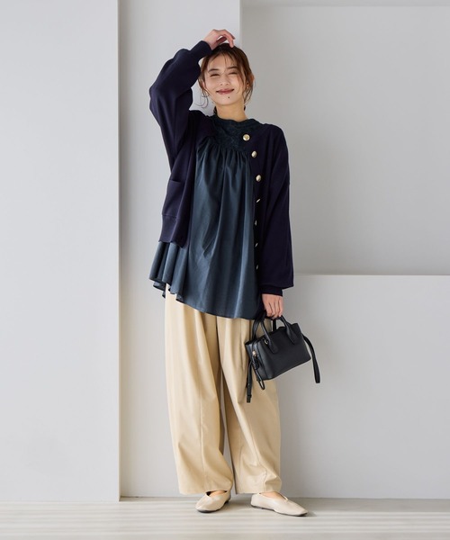 studio CLIP(スタディオクリップ)の「【WEB限定】ゴールドボタンカーディガン《オケージョン2026SS》(カーディガン/ボレロ・レディース・ネイビー/ブラック・FREE)」の15枚目の写真