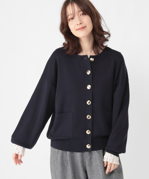 studio CLIP(スタディオクリップ)の「【WEB限定】ゴールドボタンカーディガン《オケージョン2026SS》(カーディガン/ボレロ・レディース・ネイビー/ブラック・FREE)」の20枚目の写真