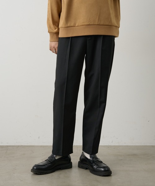 COLONY 2139(コロニートゥーワンスリーナイン)の「コンフォートツイルテーパードスラックス(スラックス・メンズ・ブラウン/グレー/ブラック・LARGE/MEDIUM)」の2枚目の写真