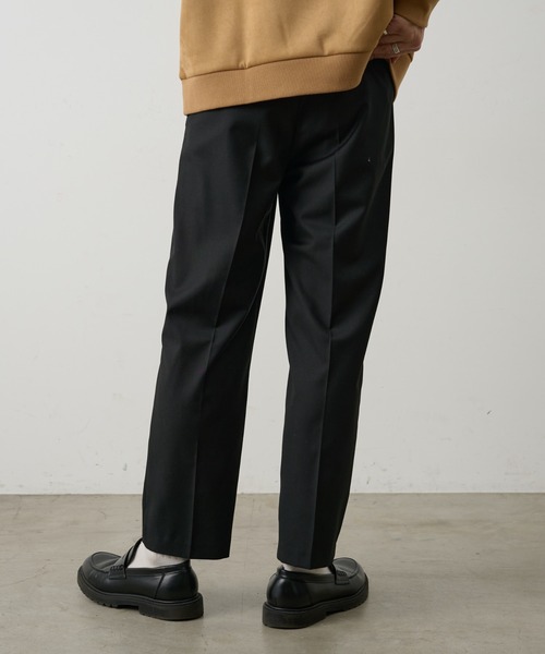 COLONY 2139(コロニートゥーワンスリーナイン)の「コンフォートツイルテーパードスラックス(スラックス・メンズ・ブラウン/グレー/ブラック・LARGE/MEDIUM)」の6枚目の写真