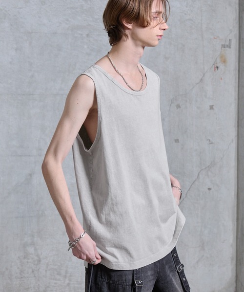 SERACE（セラス）の「【SERACE】Loose side slit layered tank top / ルーズサイドスリットレイヤードタンクトップ（タンクトップ・メンズ・ブラック系/グレー系・L/M/S）」の6枚目の写真