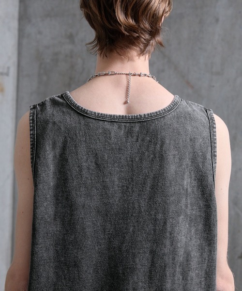 SERACE（セラス）の「【SERACE】Loose side slit layered tank top / ルーズサイドスリットレイヤードタンクトップ（タンクトップ・メンズ・ブラック系/グレー系・L/M/S）」の17枚目の写真