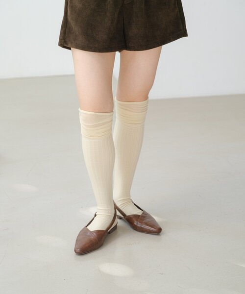 Kastane（カスタネ）の「2WAYハイソックス（ソックス/靴下・レディース・アイボリー/グレー・FREE）」の10枚目の写真