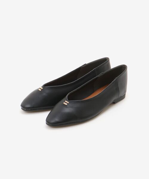 le.coeur blanc（ルクールブラン）の「《WEB限定アイテム》Vカットフラットパンプス（パンプス・レディース・ブラック/アイボリー・38/37/36/39）」の13枚目の写真