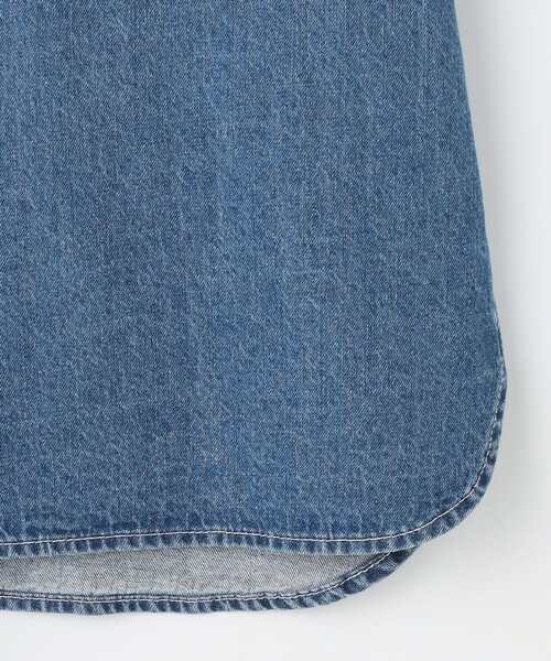 J.PRESS(ジェイプレス)の「【冷房対策に】コットンリネン 7oz デニム シャツ(シャツ/ブラウス・レディース・ダルブルー系/スカイブルー系・11/9)」の17枚目の写真