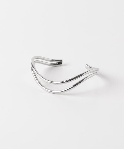 SMELLY(スメリー)の「ダブルラインウェーブバングル(ブレスレット・レディース・シルバー・-)」の3枚目の写真