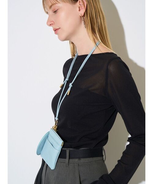 ELENDEEK（エレンディーク）の「ミラースマートフォンショルダー（スマホグッズ・レディース・ライトブルー/ブラック/オフホワイト・FREE）」の13枚目の写真