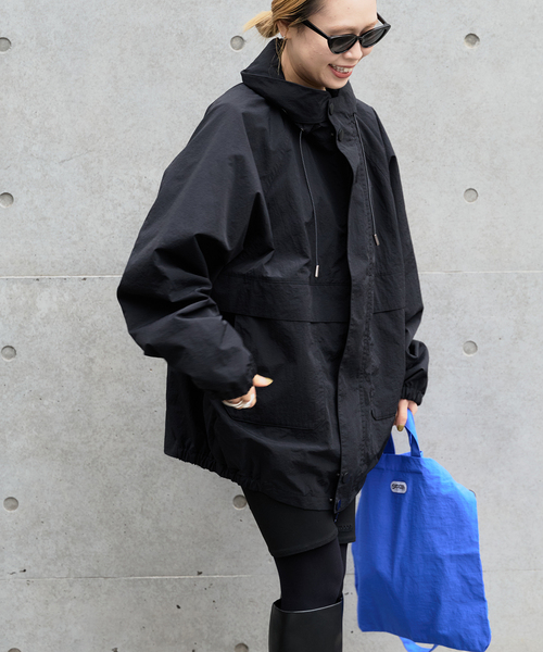 OUTDOOR PRODUCTS（アウトドアプロダクツ）の「撥水アスレチックBIGブルゾン ユニセックス着用可（その他アウター・レディース・ブラック・LARGE）」の5枚目の写真