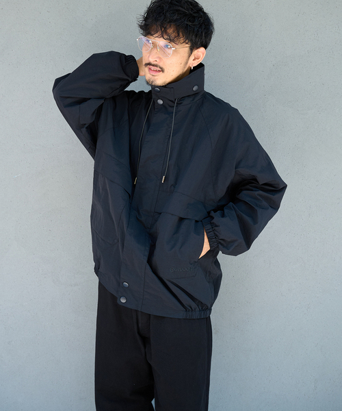 OUTDOOR PRODUCTS（アウトドアプロダクツ）の「撥水アスレチックBIGブルゾン ユニセックス着用可（その他アウター・レディース・ブラック・LARGE）」の14枚目の写真