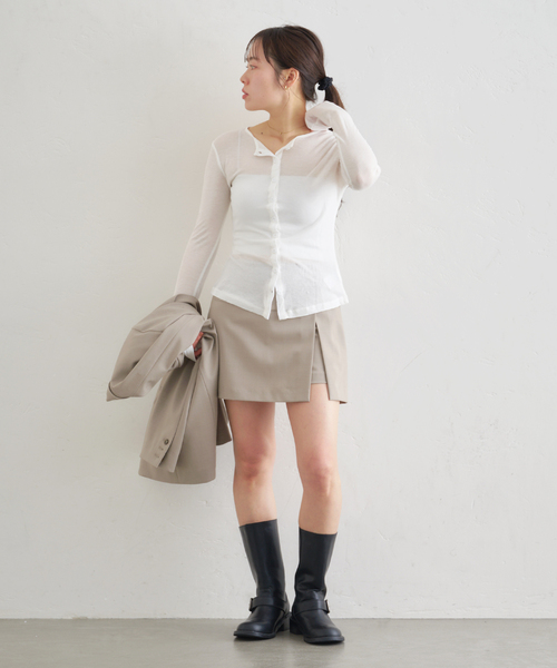 U by SPICK&SPAN（ユーバイスピックアンドスパン）の「サイドスリットミニスカート（スカート・レディース・ベージュ/ネイビー・36/38）」の13枚目の写真