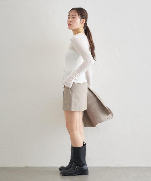 U by SPICK&SPAN（ユーバイスピックアンドスパン）の「サイドスリットミニスカート（スカート・レディース・ベージュ/ネイビー・36/38）」の16枚目の写真