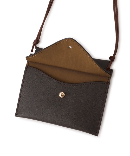 AMERICANA（アメリカーナ）の「【Americana（アメリカーナ） for SALON】エンベロップネックレスポーチ/ステッカー（ポーチ・レディース・ブラウン系その他/キャメル・FREE）」の15枚目の写真