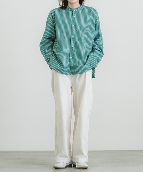 quadro（クオドロ）の「スーピマスタンドカラービッグシャツ（シャツ/ブラウス・レディース・グリーン/グレイッシュベージュ・FREE）」の18枚目の写真