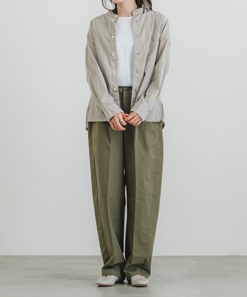 quadro（クオドロ）の「スーピマスタンドカラービッグシャツ（シャツ/ブラウス・レディース・グリーン/グレイッシュベージュ・FREE）」の16枚目の写真