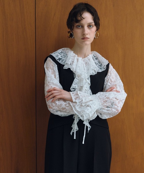 ANDRESD(アンドレスド)の「レースラッフルオールインワンドレス / lace ruffle all-in-one dress(パンツドレス・レディース・ブラック/ベージュ/グレー・L/M/S)」の18枚目の写真