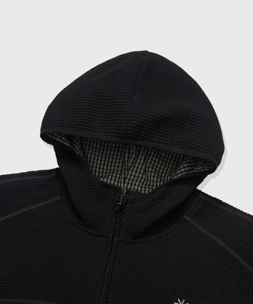 KIIMUIR(キミュア)の「リバーシブルワッフルフードジップアップ_ブラック(その他アウター・メンズ・ブラック・MEDIUM/LARGE/X-LARGE)」の5枚目の写真