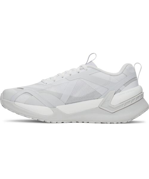 UNDER ARMOUR(アンダーアーマー)の「UAレイン クロス トレーナー(トレーニング/レディース)(スニーカー・レディース・ホワイト・24.5cm/23.5cm/25.5cm/26.0cm/24.0cm/25.0cm)」の2枚目の写真