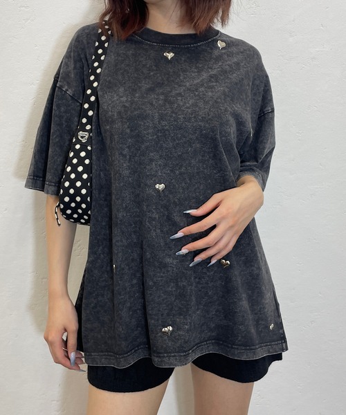 ROGER AND RAW(ロジャーアンドロウ)の「ハートプレート付きクルーTシャツ(Tシャツ/カットソー・レディース・ブラック/グレー/ベージュ/パープル・FREE)」の22枚目の写真