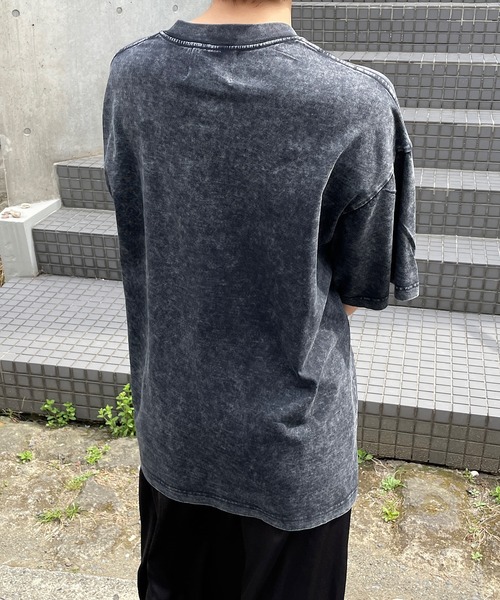 ROGER AND RAW(ロジャーアンドロウ)の「ハートプレート付きクルーTシャツ(Tシャツ/カットソー・レディース・ブラック/グレー/ベージュ/パープル・FREE)」の16枚目の写真