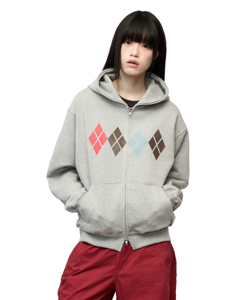 MIM the wardrobe(ミームザワードローブ)の「ホットフィックスアーガイルフードジップアップ_グレー(パーカー・レディース・その他・SMALL/LARGE)」の3枚目の写真