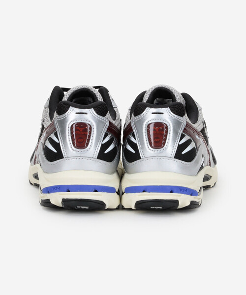 MIZUNO(ミズノ )の「MIZUNO | WAVE RIDER 10 MEN(スニーカー・メンズ・シルバー・26/27/28)」の4枚目の写真