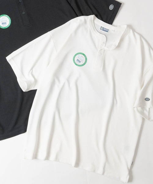 DISCUS(ディスカス)の「【15】〔DISCUS/ディスカス〕COOLMAX ワッフルヘンリー 半袖Tシャツ(Tシャツ/カットソー・メンズ・スミクロ/オフホワイト/ブルーグレー/ブラック・LARGE/MEDIUM/X-LARGE)」の2枚目の写真