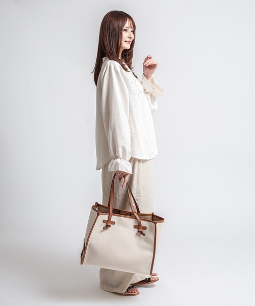 GIANNI CHIARINI（ジャンニ キアリーニ）の「【GIANNI CHIARINI/ジャンニキアリーニ】トートバッグ　MARCELLA　Mサイズ　コットン×本革（トートバッグ・レディース・ブラック/ライトブラウン/アイボリー・FREE）」の14枚目の写真