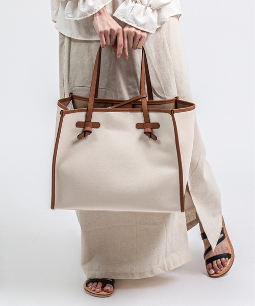 GIANNI CHIARINI（ジャンニ キアリーニ）の「【GIANNI CHIARINI/ジャンニキアリーニ】トートバッグ　MARCELLA　Mサイズ　コットン×本革（トートバッグ・レディース・ブラック/ライトブラウン/アイボリー・FREE）」の13枚目の写真