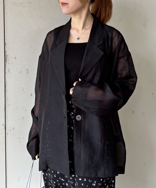 ISOOK（アイスー）の「【ISOOK / アイスー】シアーテーラードジャケット / 長袖 春アウター オーバーサイズ ビッグシルエット ルーズ丈 シアートップス シースルー 羽織り ZOZOTOWN限定（テーラードジャケット・レディース・ブラウン/アイボリー/ブラック・FREE）」の2枚目の写真