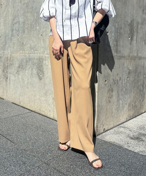 NOLLEY’S(ノーリーズ)の「《セットアップ対応》ウォッシャブルイージーツイルセミワイドパンツ(その他パンツ・レディース・ブラック/チャコールグレー/ホワイト/キャメル・34/36/38/40)」の4枚目の写真