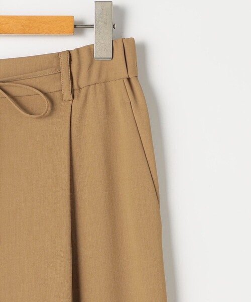 NOLLEY’S(ノーリーズ)の「《セットアップ対応》ウォッシャブルイージーツイルセミワイドパンツ(その他パンツ・レディース・ブラック/チャコールグレー/ホワイト/キャメル・34/36/38/40)」の17枚目の写真