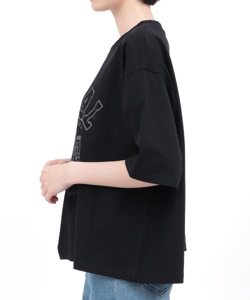 チチカカ(チチカカ)の「Orale! リメイク風カレッジTシャツ(Tシャツ/カットソー・レディース・グリーン/ホワイト/ブラック・FREE)」の10枚目の写真