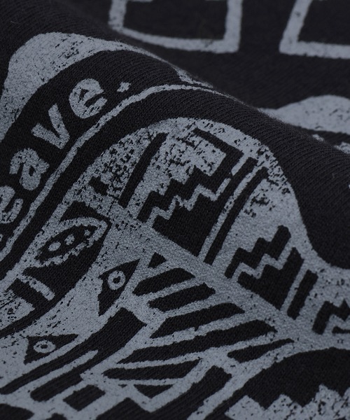 チチカカ(チチカカ)の「Orale! リメイク風カレッジTシャツ(Tシャツ/カットソー・レディース・グリーン/ホワイト/ブラック・FREE)」の18枚目の写真