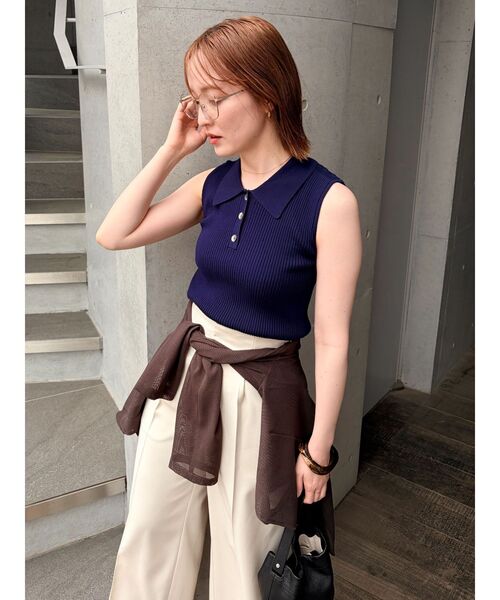 LAGUNAMOON(ラグナムーン)の「シャツカラーノースリニットプルオーバー 【夏服】(ニット/セーター・レディース・ネイビー/グレー/レッド/ピンク・FREE)」の6枚目の写真